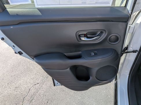 New 2026 Honda HR-V EX-L image 25