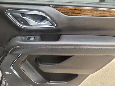 Used 2023 Chevrolet Tahoe Premier image 12