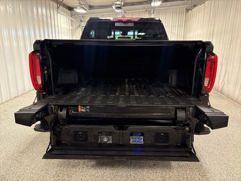 Used 2023 GMC Sierra 1500 Denali Ultimate image 8