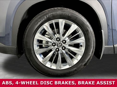 Used 2024 Toyota Grand Highlander AWD image 33