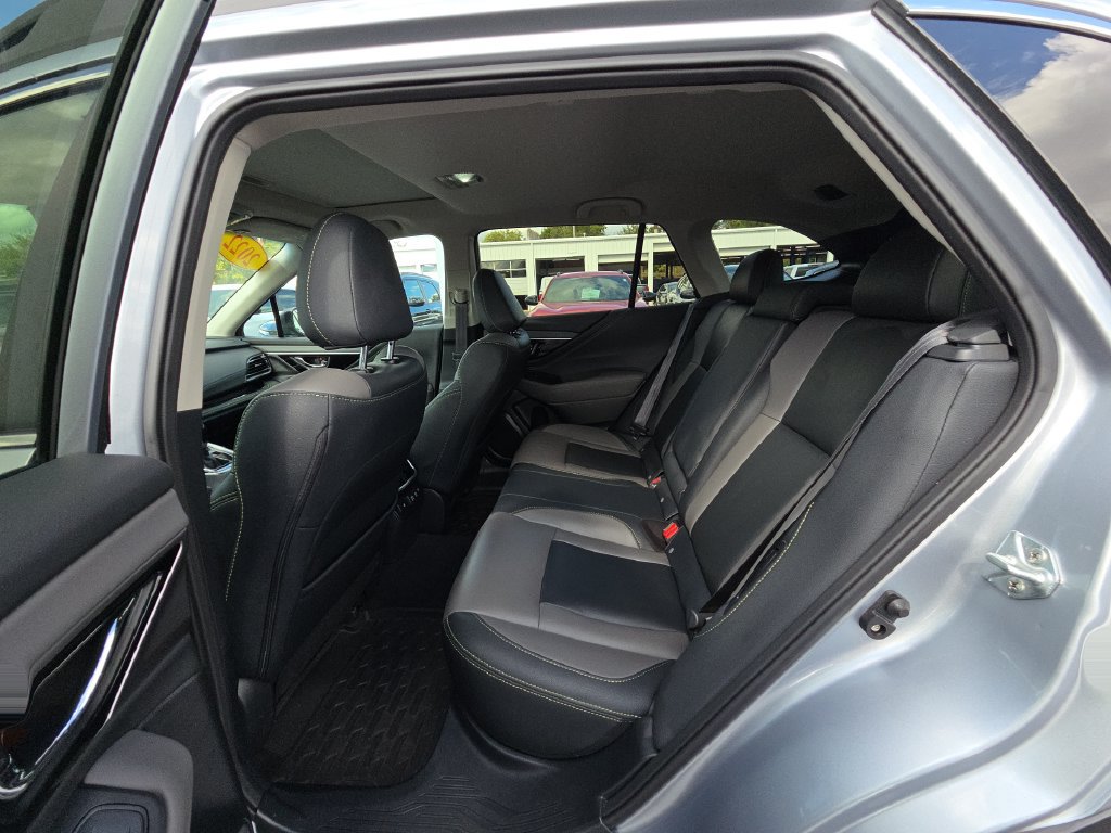 Used 2022 Subaru Outback Onyx Edition XT AWD/4WD image 26