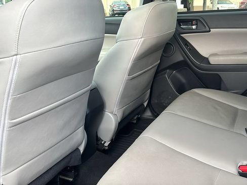 Used 2016 Subaru Forester 2.5i Touring w/ Eyesight & Navigation System AWD/4WD image 31