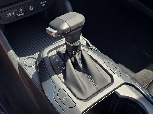 New 2026 Kia K4 FWD image 25
