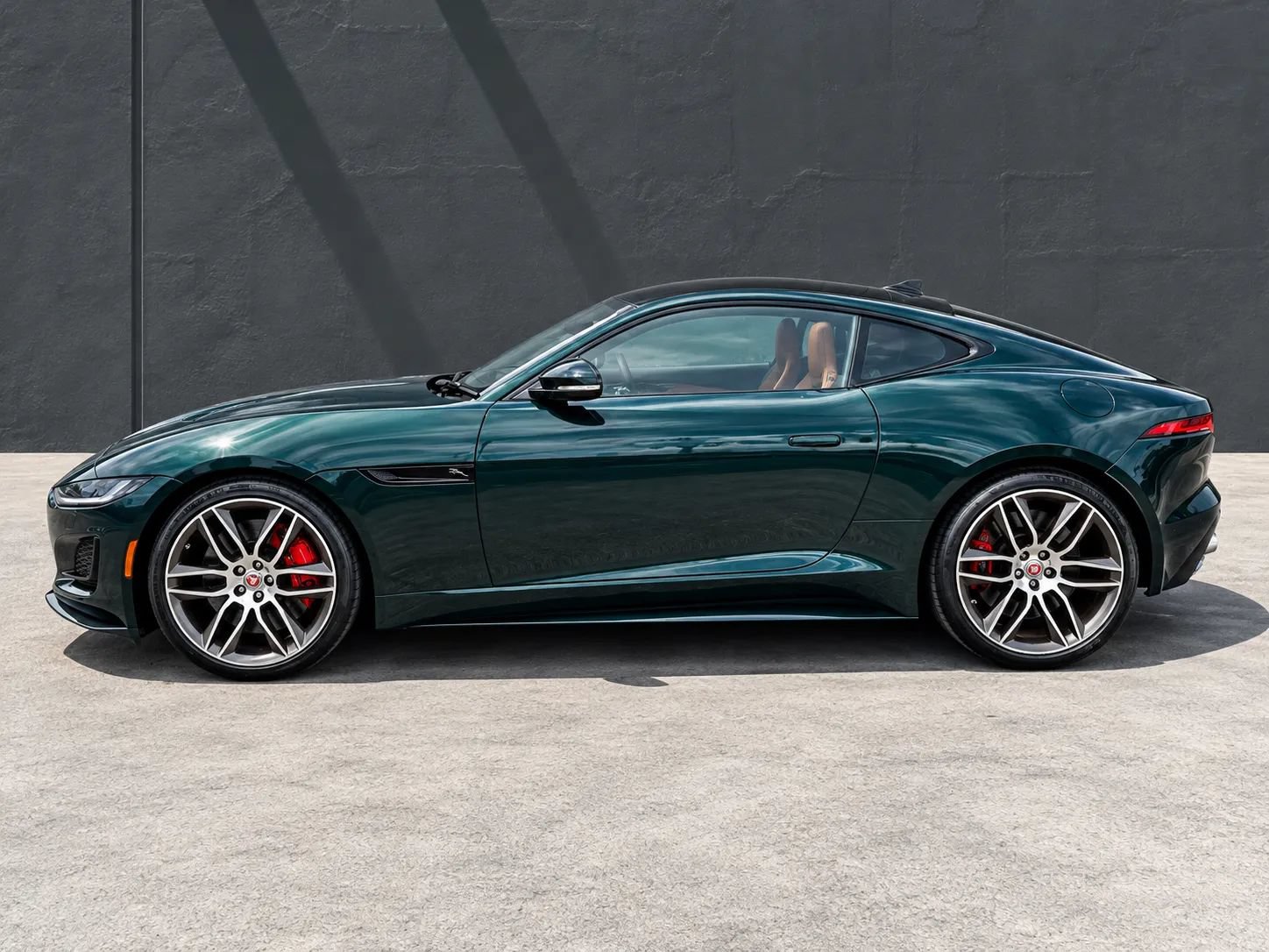Used 2024 Jaguar F-TYPE R-Dynamic RWD image 6