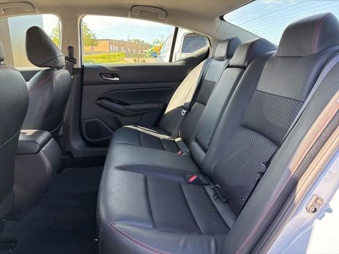 Used 2025 Nissan Altima 2.5 SR image 23