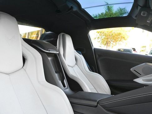 Used 2021 Chevrolet Corvette Stingray w/ Engine Appearance Package image 14