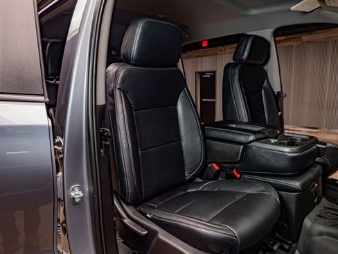 Used 2020 Chevrolet Silverado 1500 RST w/ All-Star Edition image 30