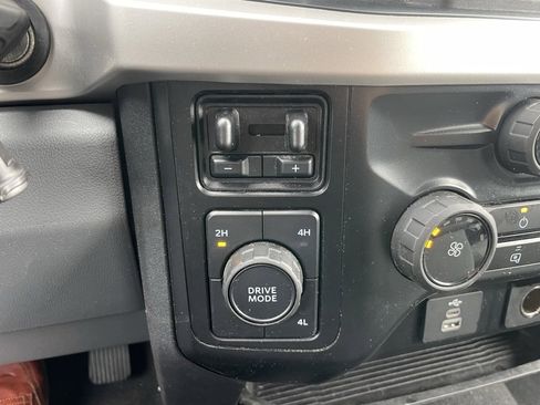 Used 2024 Ford F250 XLT image 45