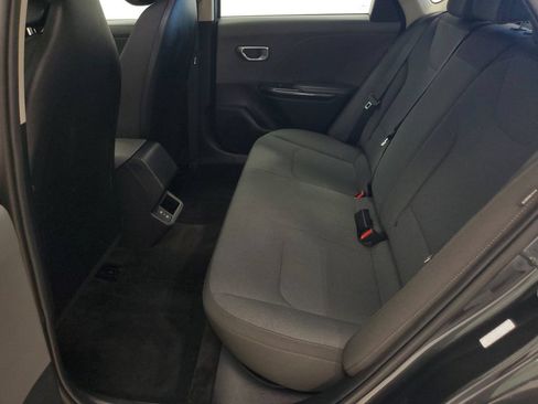 Used 2025 Kia K4 FWD image 24