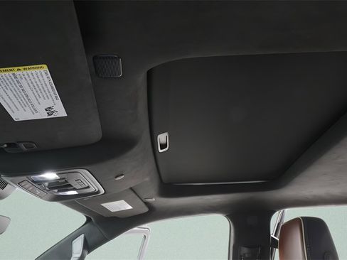 Used 2022 GMC Sierra 1500 Denali Ultimate image 8