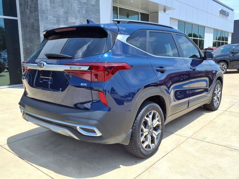 Used 2021 Kia Seltos EX AWD/4WD image 25