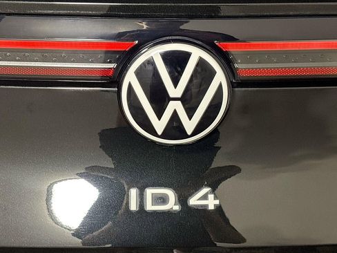 Certified 2021 Volkswagen ID.4 Pro S image 26