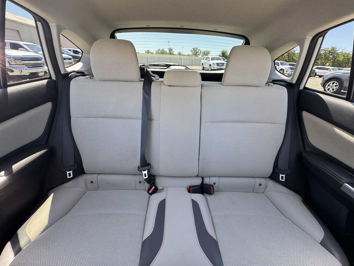 Used 2017 Subaru Crosstrek 2.0i Premium w/ Moonroof Package AWD/4WD image 33