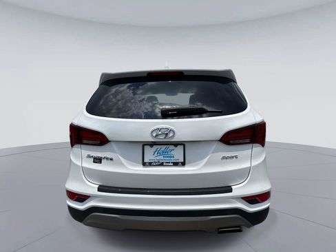Used 2017 Hyundai Santa Fe Sport FWD image 5