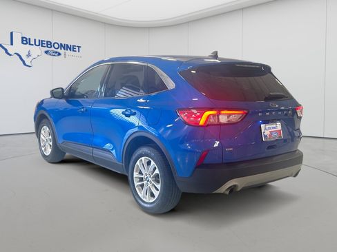 Certified 2021 Ford Escape SE AWD/4WD image 7