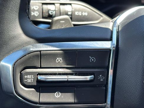 Certified 2025 GMC Acadia Elevation image 28