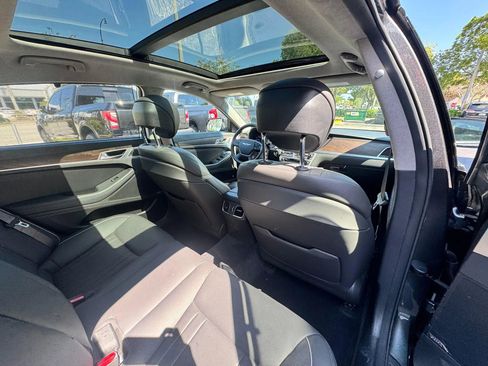 Used 2018 Genesis G80 5.0 Ultimate AWD/4WD image 16