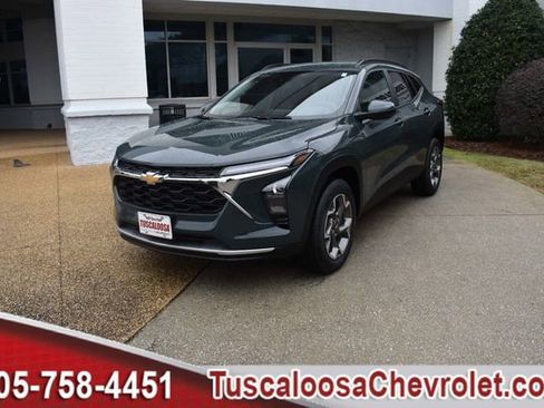 New 2026 Chevrolet Trax LT w/ Driver Confidence Package image 5