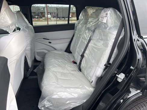 New 2026 Jeep Cherokee Laredo image 10