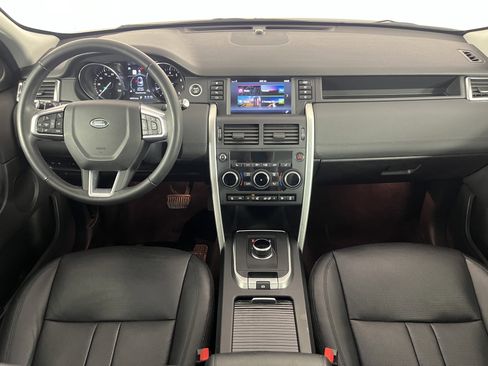 Used 2019 Land Rover Discovery Sport HSE image 10