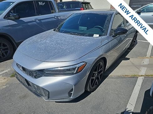 Used 2025 Honda Civic Sport image 2