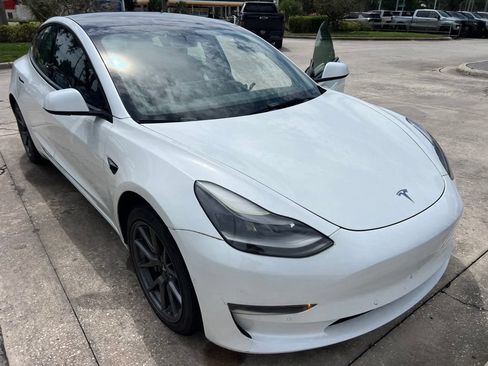 Used 2022 Tesla Model 3 Long Range AWD/4WD image 2