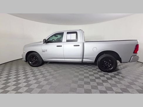 Used 2019 RAM 1500 Express RWD image 45