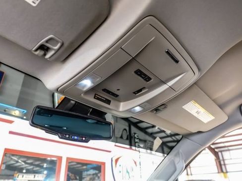 Used 2017 GMC Sierra 1500 SLT image 24