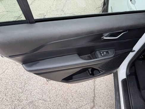 Certified 2023 Jeep Grand Cherokee L Laredo image 33