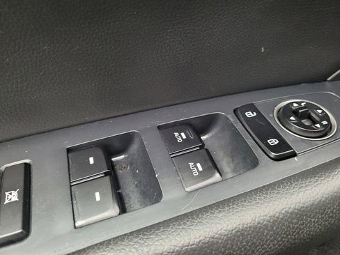 Used 2019 Hyundai Sonata Sport w/ Tech Package 03 FWD image 27