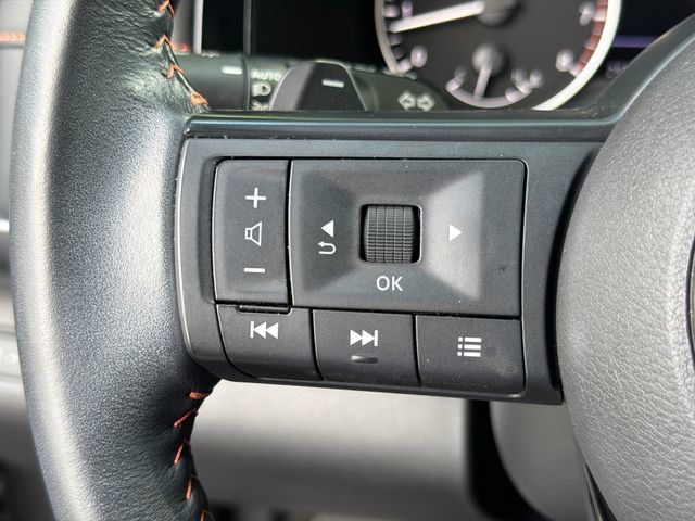 Used 2024 Nissan Pathfinder Rock Creek AWD/4WD image 24
