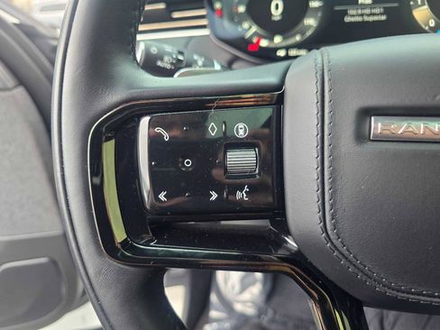 Used 2024 Land Rover Range Rover Sport Dynamic SE image 31