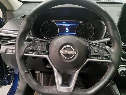 Used 2023 Nissan Altima 2.5 SR w/ SR Premium Package image 25