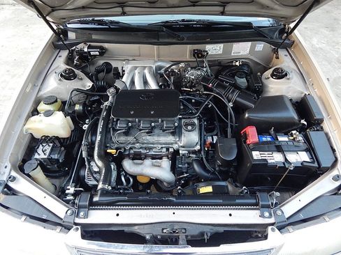 Used 1997 Toyota Avalon XL image 31