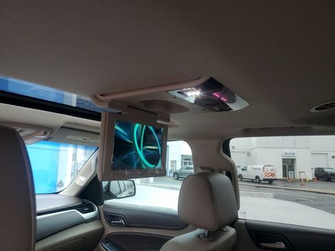 Used 2015 Chevrolet Tahoe LTZ image 16