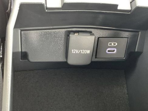 Used 2026 Toyota Corolla LE FWD image 32