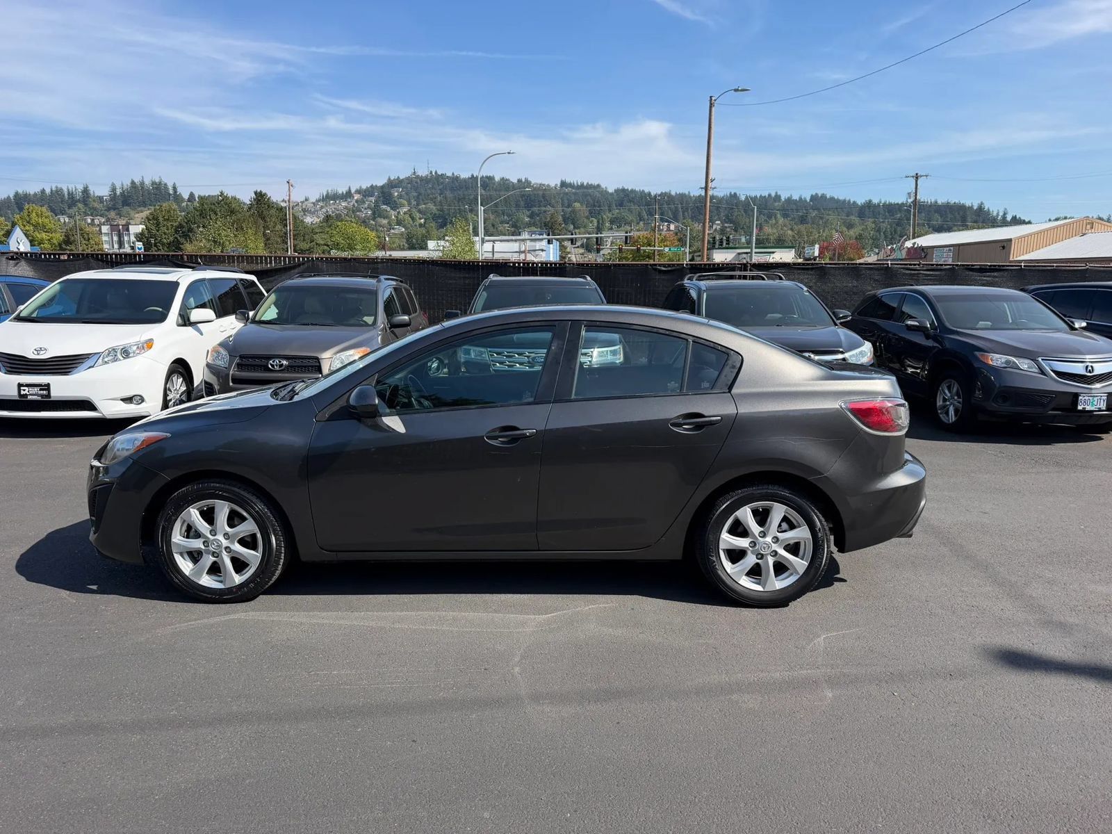 Used 2010 MAZDA MAZDA3 i Touring FWD image 7