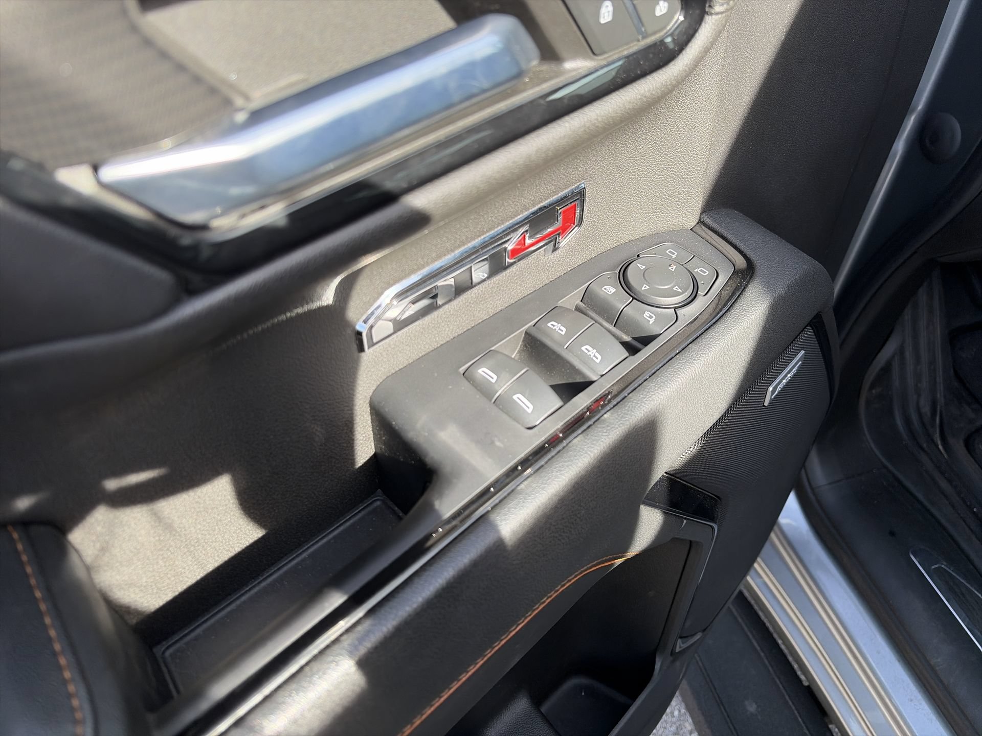 Used 2023 GMC Sierra 1500 AT4 w/ AT4 Premium Package AWD/4WD image 25
