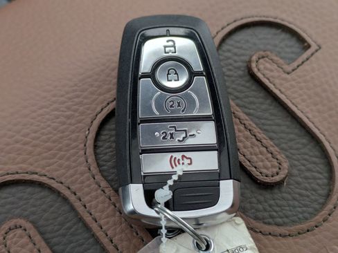 Certified 2025 Ford F150 King Ranch w/ FX4 Off-Road Package image 32