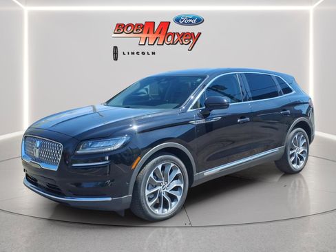 Used 2023 Lincoln Nautilus Reserve w/ Equipment Group 201A image 1