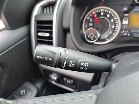 Used 2019 RAM 1500 Big Horn AWD/4WD image 19