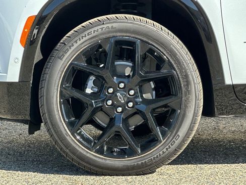 New 2026 Chevrolet Traverse RS FWD image 27
