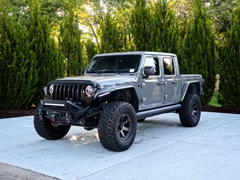 Used 2021 Jeep Gladiator Sport AWD/4WD image 5