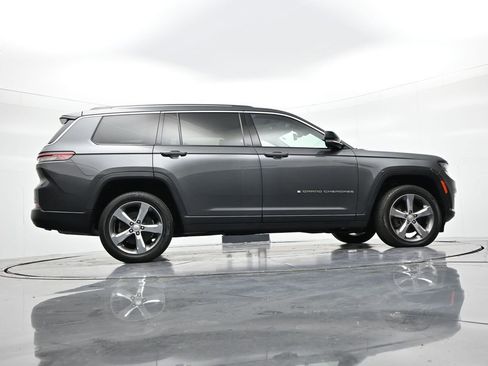 Used 2022 Jeep Grand Cherokee L Limited image 22