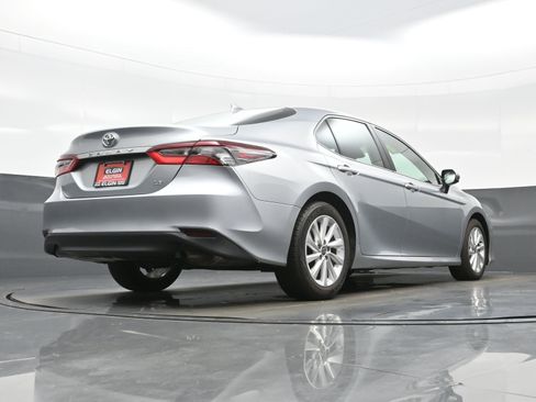 Used 2024 Toyota Camry LE FWD image 29