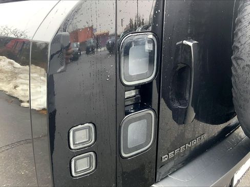 New 2026 Land Rover Defender 130 V8 AWD/4WD image 14