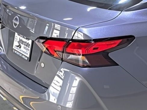 Used 2025 Nissan Versa S w/ Trunk Package FWD image 14