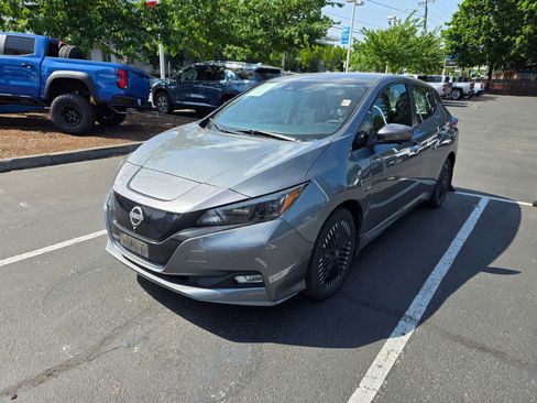 Used 2023 Nissan Leaf SV Plus FWD image 2