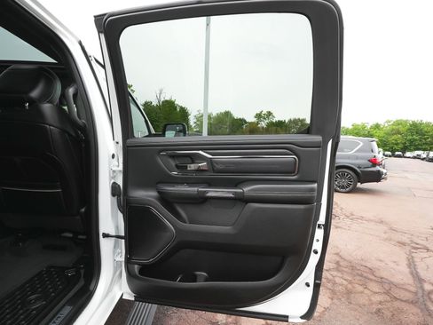 Used 2024 RAM 1500 Limited AWD/4WD image 14