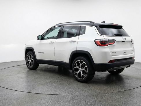 Used 2025 Jeep Compass Limited AWD/4WD image 6